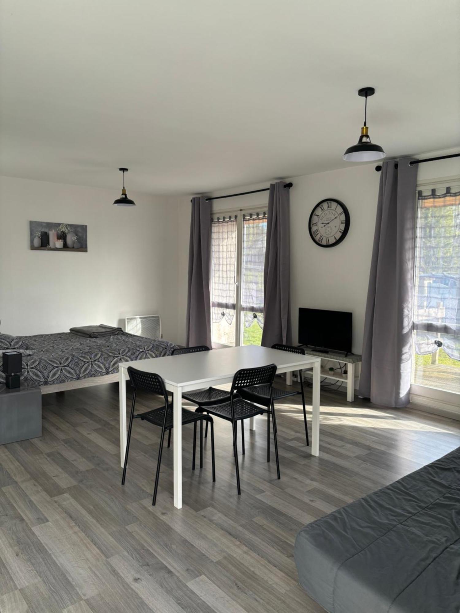 Studio Albert Avec Terrasse A Proximite De Metz Eksteriør bilde
