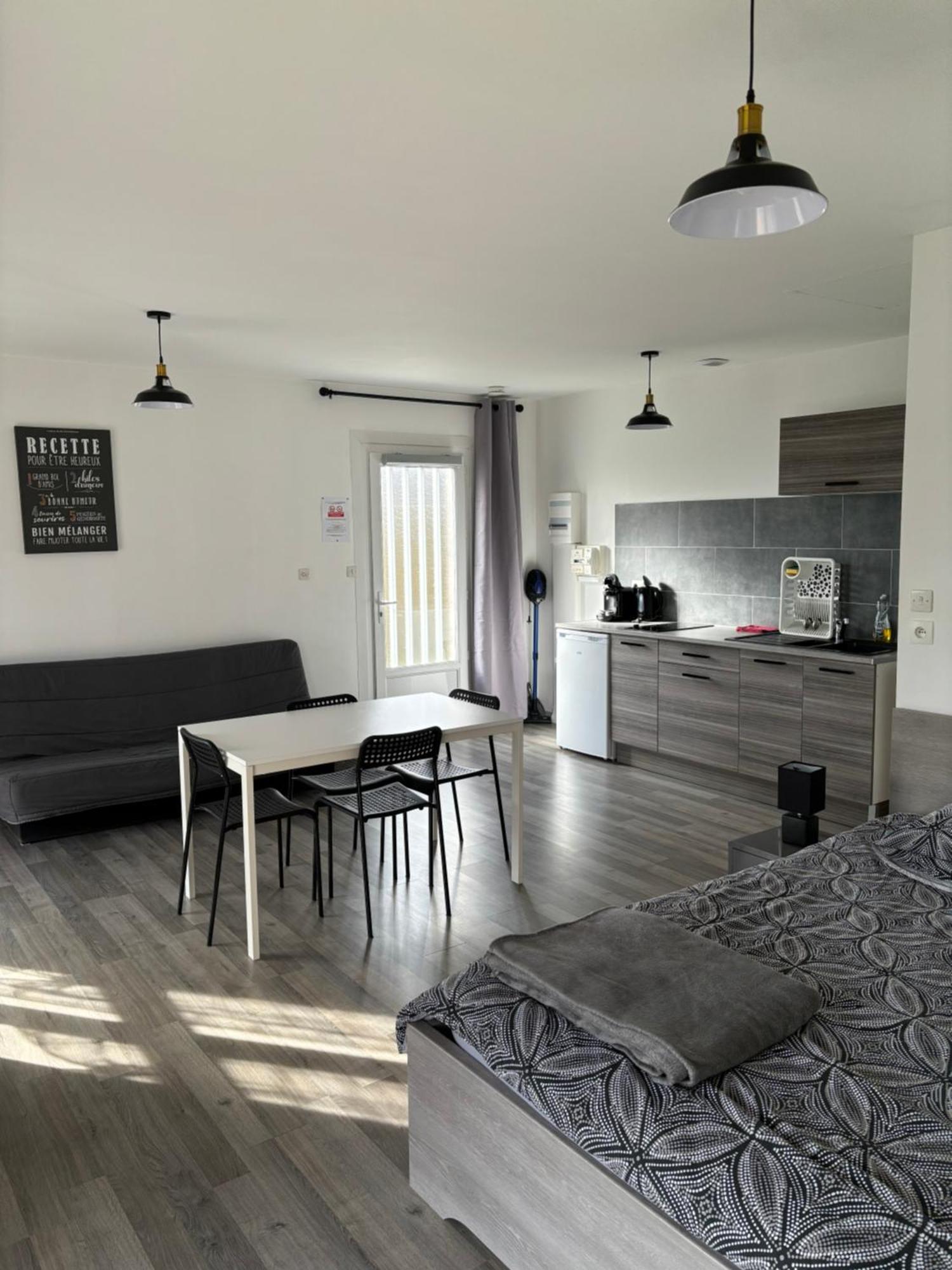 Studio Albert Avec Terrasse A Proximite De Metz Eksteriør bilde